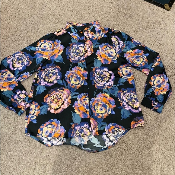 Women's ZAC & RACHEL Button Down Floral print Long Sleeve - Picture 4 of 10
